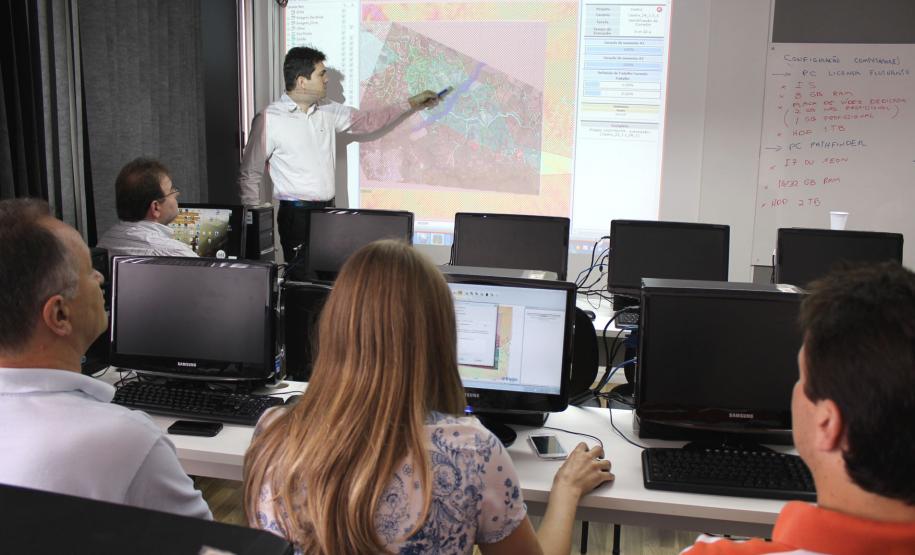 Estudo de Traçado Rodoviário