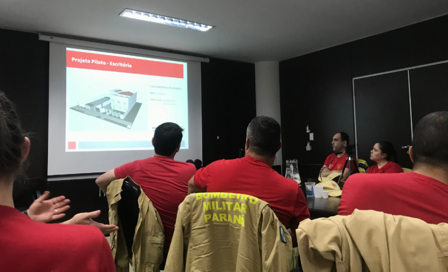 SEIL recebe alunos do Curso de Aperfeiçoamento de Oficiais Bombeiros