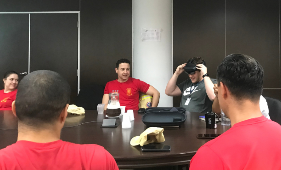 SEIL recebe alunos do Curso de Aperfeiçoamento de Oficiais Bombeiros