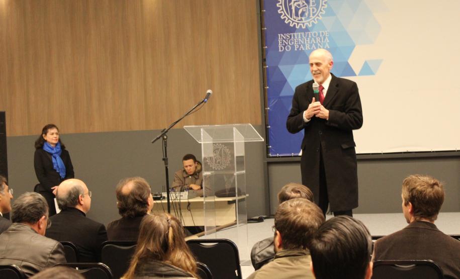 Assinatura de parceria BIM, UFPR e UP. 23/08/2016  - Nelson Luiz Gomez