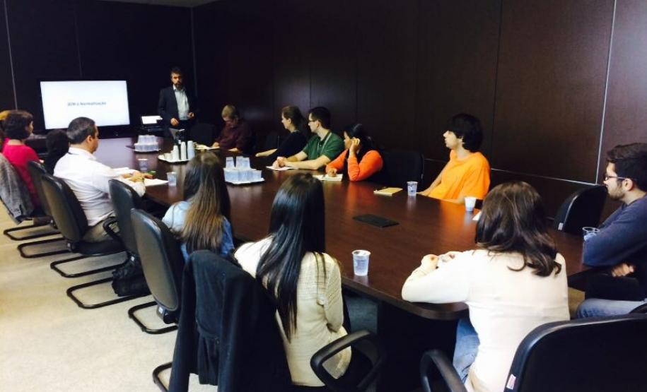 Apresentação NBR 15965