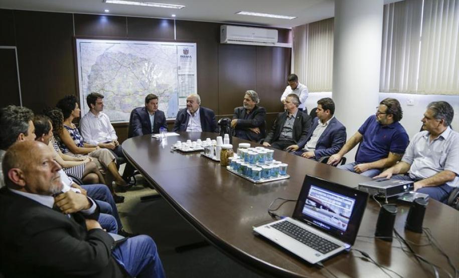 Assintaura do Termo de Cooperação Técnica SEIL e IPPUC