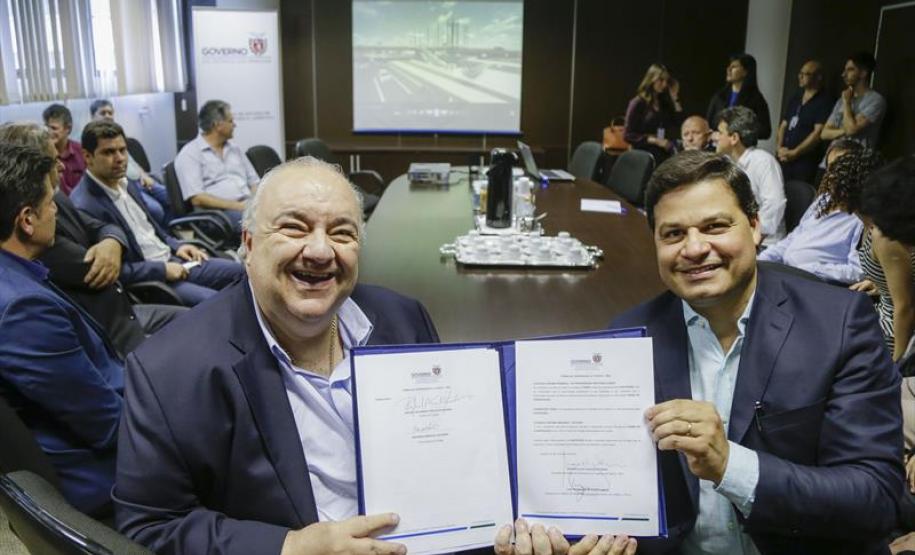 Assintaura do Termo de Cooperação Técnica SEIL e IPPUC